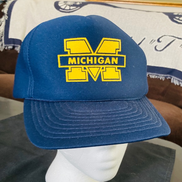 🌹Vintage UofM Wolverines Baseball Cap (2024 Rose Bowl and National Champions!) - Picture 11 of 11